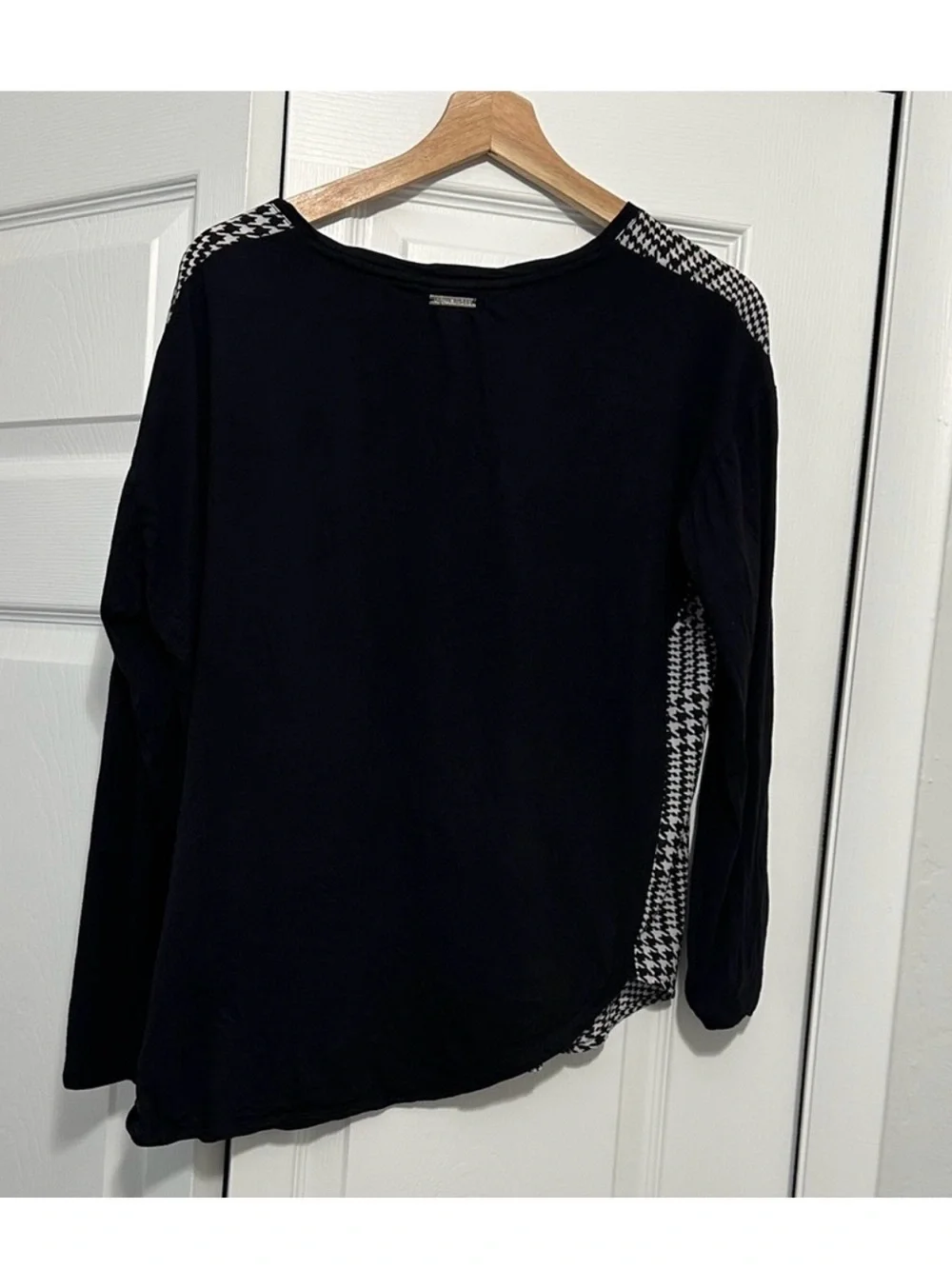 Michael Kors Checkered Black & White Long Sleeve Women's Top